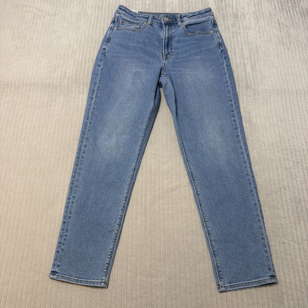 American Eagle Curvy Mom Jean Size 6 Medium Wash
